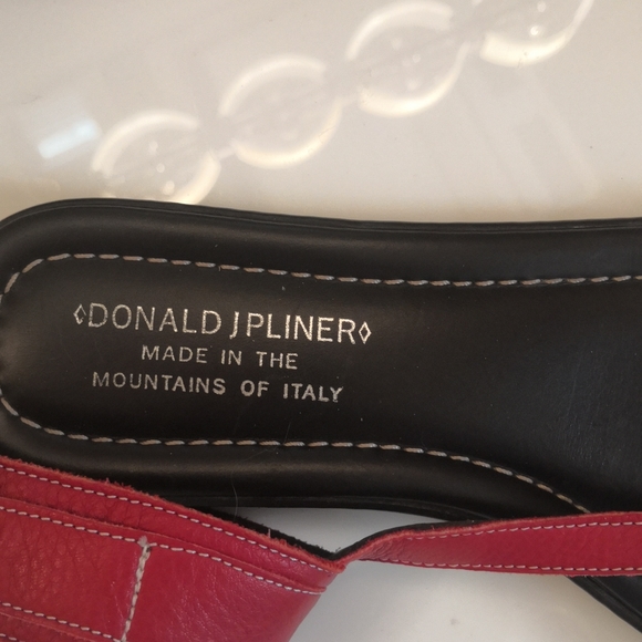 Donald J Pliner Red Leather Sandals, sz 7 - Picture 3 of 8